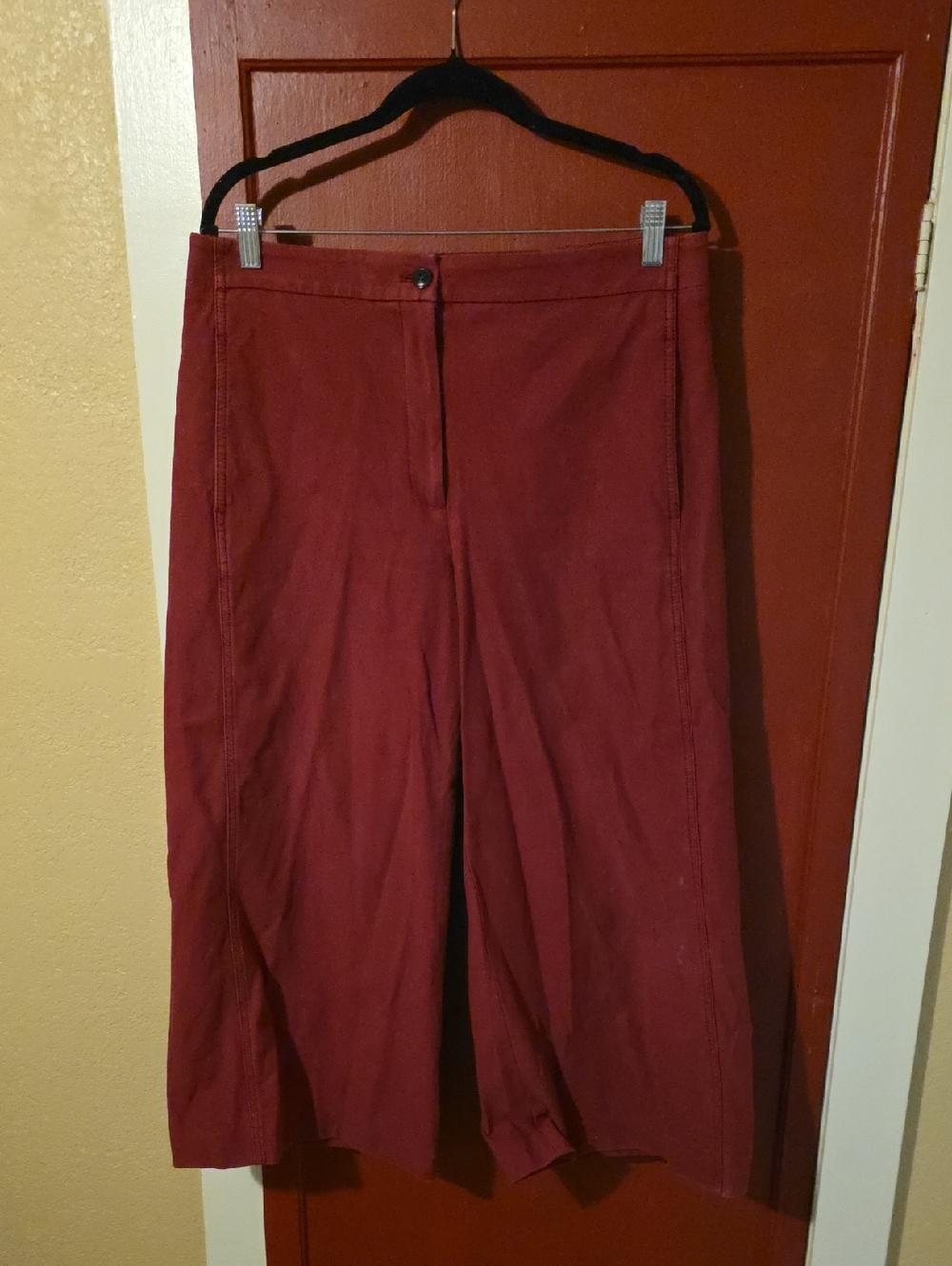 Ann Taylor Women's High-Rise Wide-Leg Pants in Deep Red
